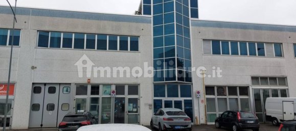 204m² Commercial property in Castel Maggiore, Italy No. 317830 11