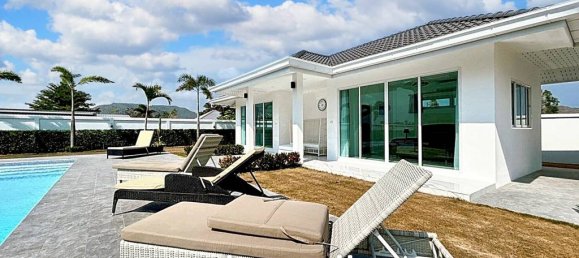 7 bedrooms Villa in Hua Hin, Thailand No. 13303 10