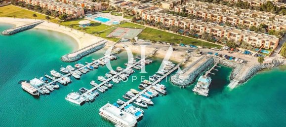 4 bedrooms Villa in Abu Dhabi, UAE No. 18881 9