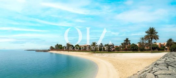 4 bedrooms Villa in Abu Dhabi, UAE No. 18881 8