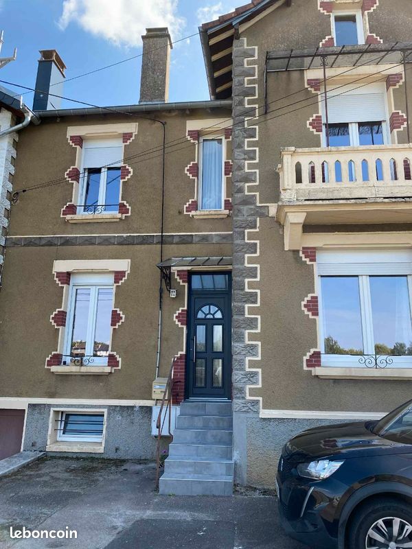 3 bedrooms House in Hatrize, France No. 284001