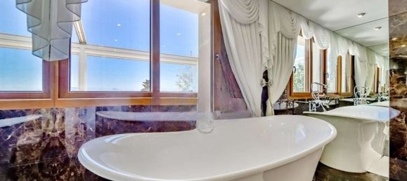 6 bedrooms House in L'Albir, Spain No. 285194 10