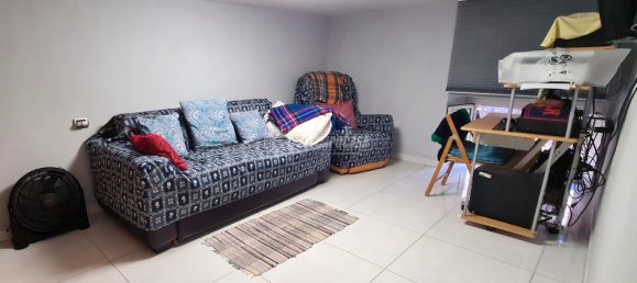 3 bedrooms Apartment in Naples, Italy No. 14060 6