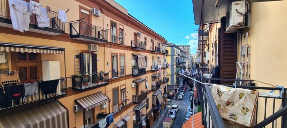 3 bedrooms Apartment in Naples, Italy No. 14060 15