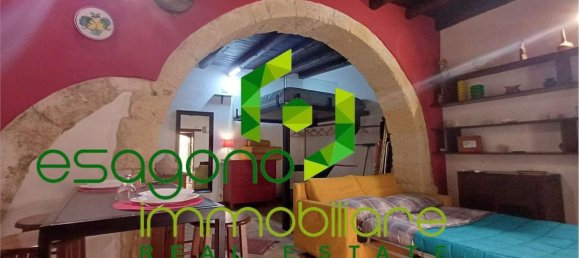 2-salle Appartement à Syracuse, Italy No. 250493 4