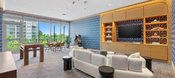 2 chambres propriété commerciale à vendre à Miami, Miami-Dade, Florida, USA № 614898 19