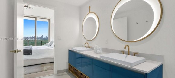 2 chambres propriété commerciale à vendre à Miami, Miami-Dade, Florida, USA № 614898 12