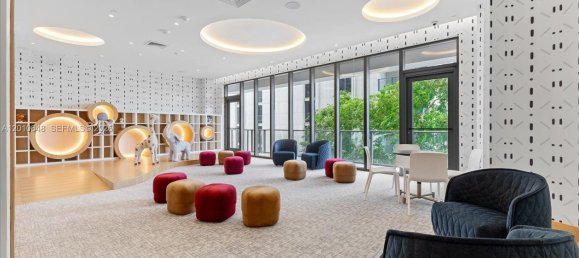 2 chambres propriété commerciale à vendre à Miami, Miami-Dade, Florida, USA № 614898 16