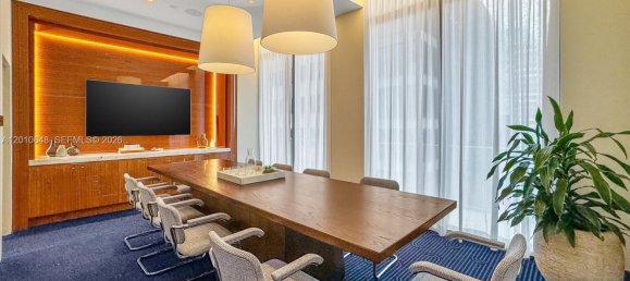 2 chambres propriété commerciale à vendre à Miami, Miami-Dade, Florida, USA № 614898 23