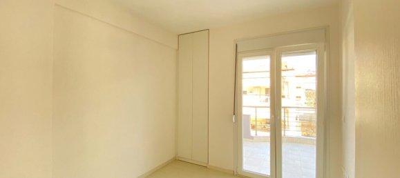 3 Schlafzimmer Gewerbliche Immobilie in Efkarpia, Greece, Nr. 6700 11