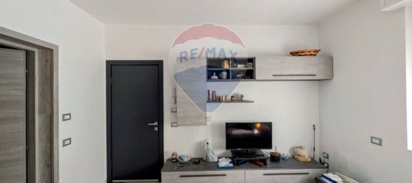 1 bedroom Apartment in Malegno, Italy No. 341454 3