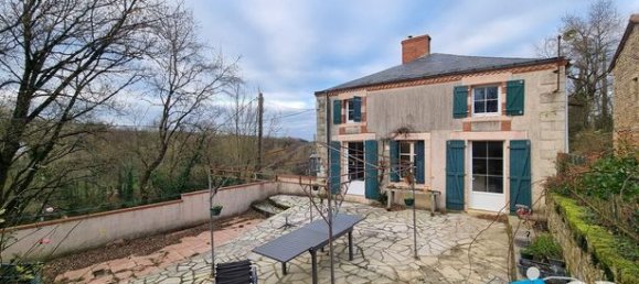Casa de 5 habitaciónes en Saint-Loup-Lamaire, France No. 315663 3