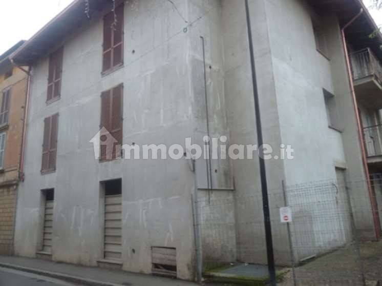 Edificio de 1 habitación en Brignano Gera d'Adda, Italy No. 285770
