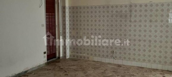 Квартира с 3 спальнями в Мола ди Бари, Италия № 305823 4