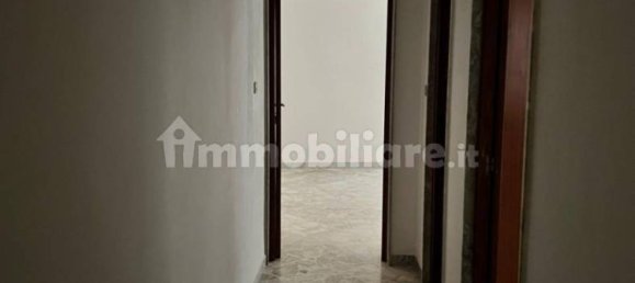 Квартира с 3 спальнями в Мола ди Бари, Италия № 305823 8