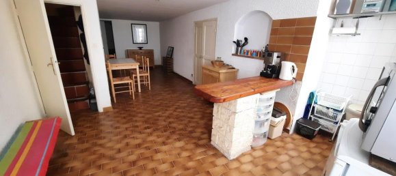 2 bedrooms House in Autignac, France No. 37983 6