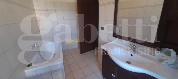 Casa de 2 dormitorios en Vairano Patenora, Italy No. 344570 12