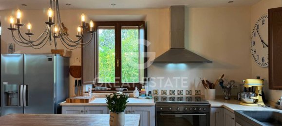 5 bedrooms House in Città della Pieve, Italy No. 124744 10