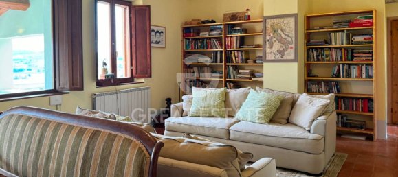5 bedrooms House in Città della Pieve, Italy No. 124744 13
