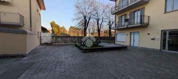 Квартира с 3 комнатами в Сериате, Италия № 235913 16