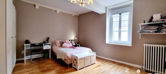 Casa de 4 dormitorios en Janville-en-Beauce, France No. 61452 6