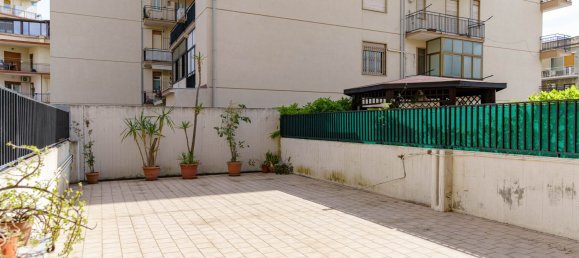 2 bedrooms Apartment in Catania, Italy No. 282824 9