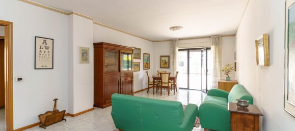 2 bedrooms Apartment in Catania, Italy No. 282824 4