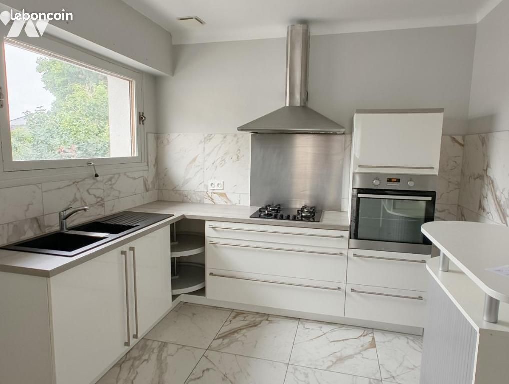 Вилла с 2 спальнями в Куррьер, Франция № 330297