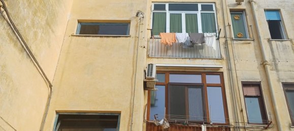 Apartamento de 4 dormitorios en Salerno, Italy No. 372336 9