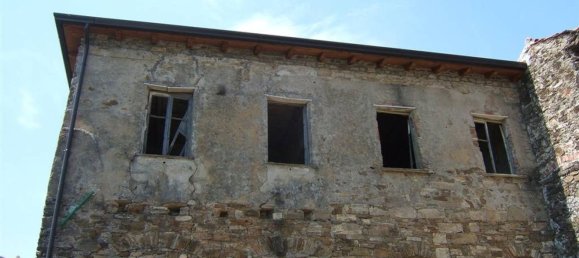 4-Zimmer Haus in Tresana, Italy, Nr. 113670 3