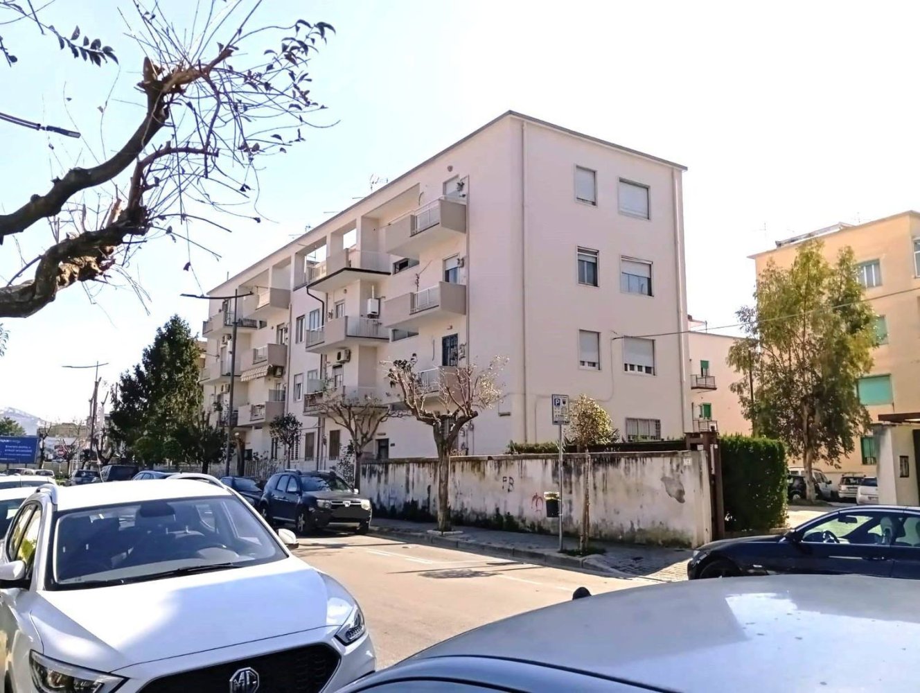 2 rooms Apartment in Caserta, Italy No. 263672