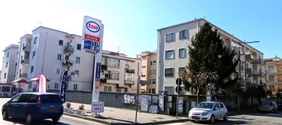 2 rooms Apartment in Caserta, Italy No. 263672 7