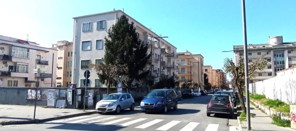 2 rooms Apartment in Caserta, Italy No. 263672 8