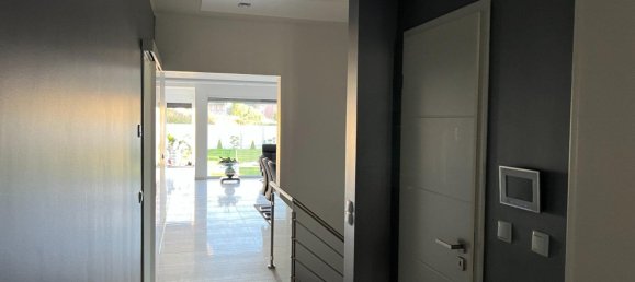 7 bedrooms Townhouse in Duisburg, Germany No. 290626 12