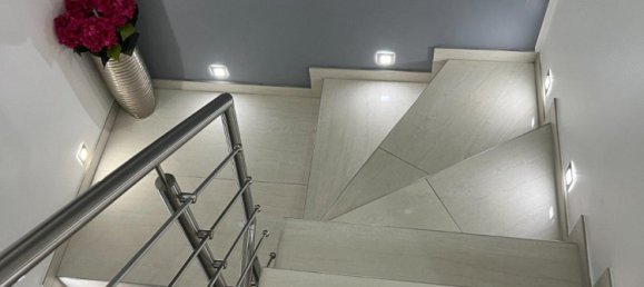 7 bedrooms Townhouse in Duisburg, Germany No. 290626 16