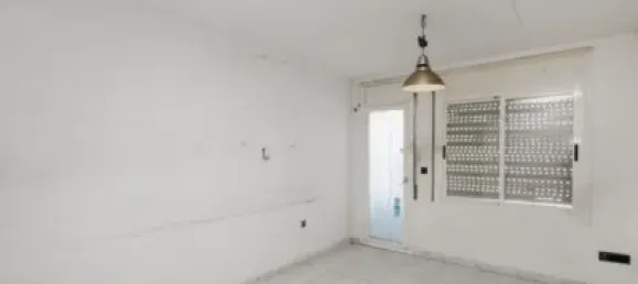 Apartamento T3 em Terrassa, Spain N.º 143145 2