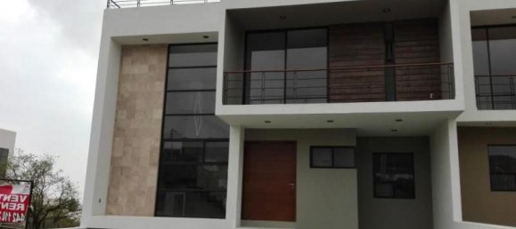 3 bedrooms House in El Marques, Mexico No. 178024 2