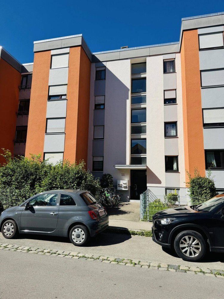 Квартира с 2 спальнями в Аугсбург, Германия № 278146