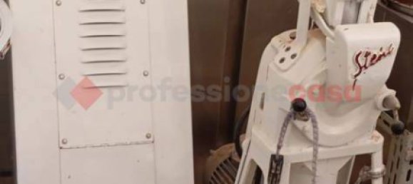 Imóvel comercial de 4 divisões em Frosinone, Italy N.º 289228 11