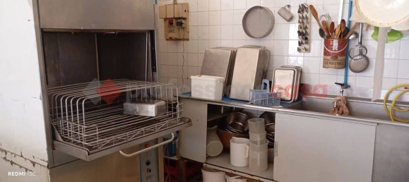 Imóvel comercial de 4 divisões em Frosinone, Italy N.º 289228 13