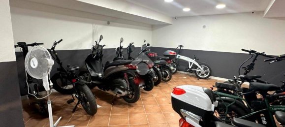Garagem em Naples, Italy 100 m² N.º 345013 3