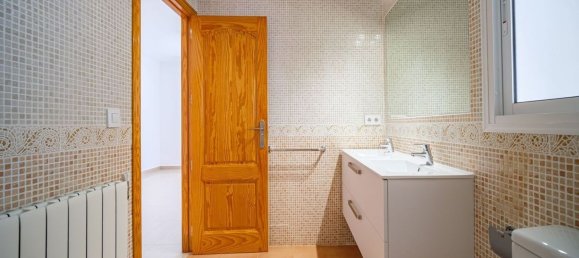 4 bedrooms House in Alicante, Spain No. 32726 20