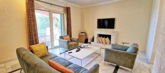 5 bedrooms House in Neo Chorio, Cyprus No. 13733 8