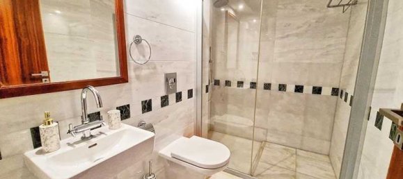 5 bedrooms House in Neo Chorio, Cyprus No. 13733 3