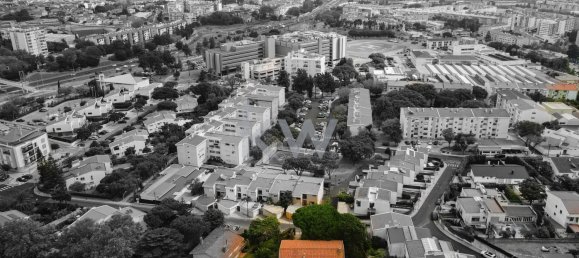 7 bedrooms Townhouse in Amadora, Portugal No. 131771 5