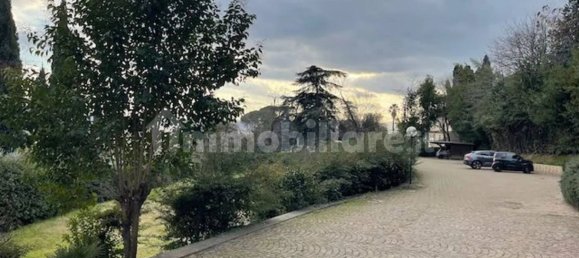 170m² Office in Florence, Italy No. 13615 25