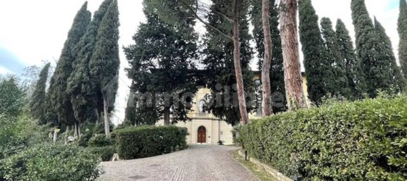 170m² Office in Florence, Italy No. 13615 27