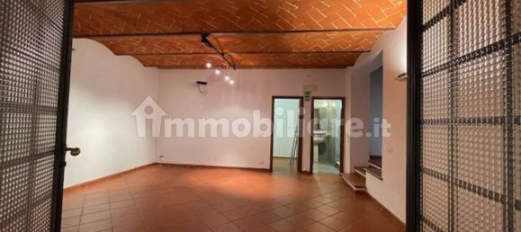 170m² Office in Florence, Italy No. 13615 13