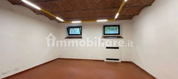 170m² Office in Florence, Italy No. 13615 12