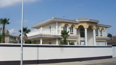 4 bedrooms House in L'Eliana, Spain No. 22227